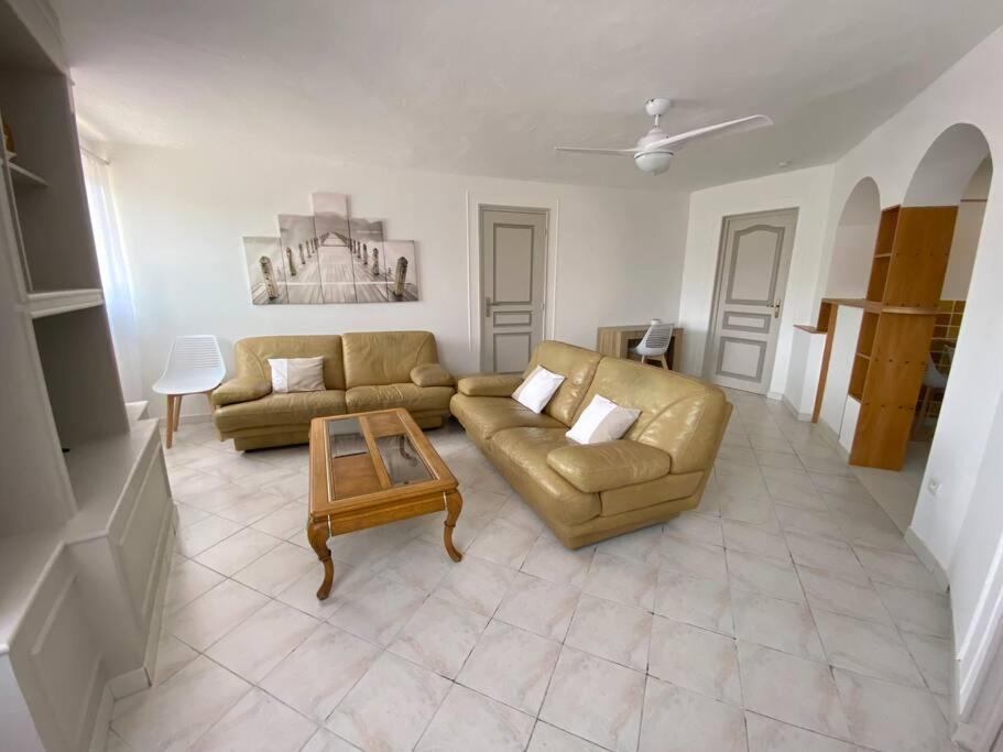 A Louer De 4 Pieces A Golfe De St-tropez Holiday home Sainte-Maxime