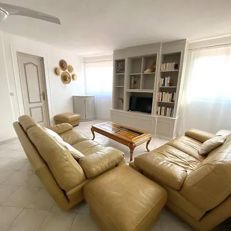 A Louer Haut De Villa 4 Pieces A Sainte-Maxime Golfe De St-Tropez Exterior photo