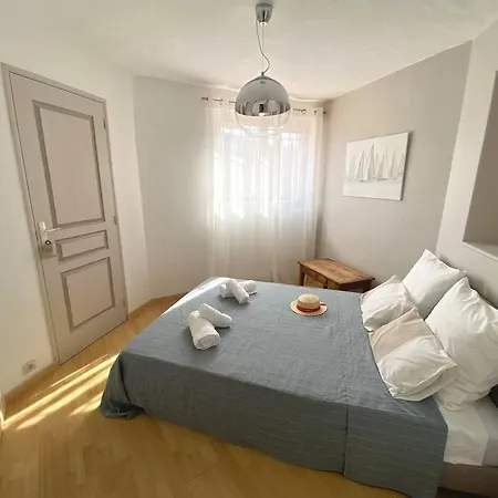 A Louer Haut De Villa 4 Pieces A Sainte-Maxime Golfe De St-Tropez Exterior photo